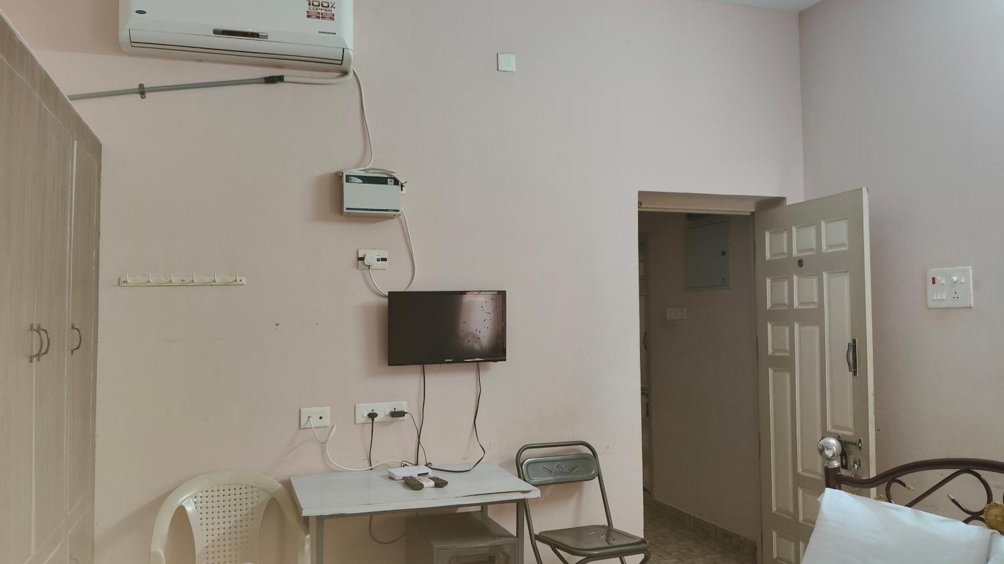 Dheeksha Homestay Tiruvannāmalai Dış mekan fotoğraf