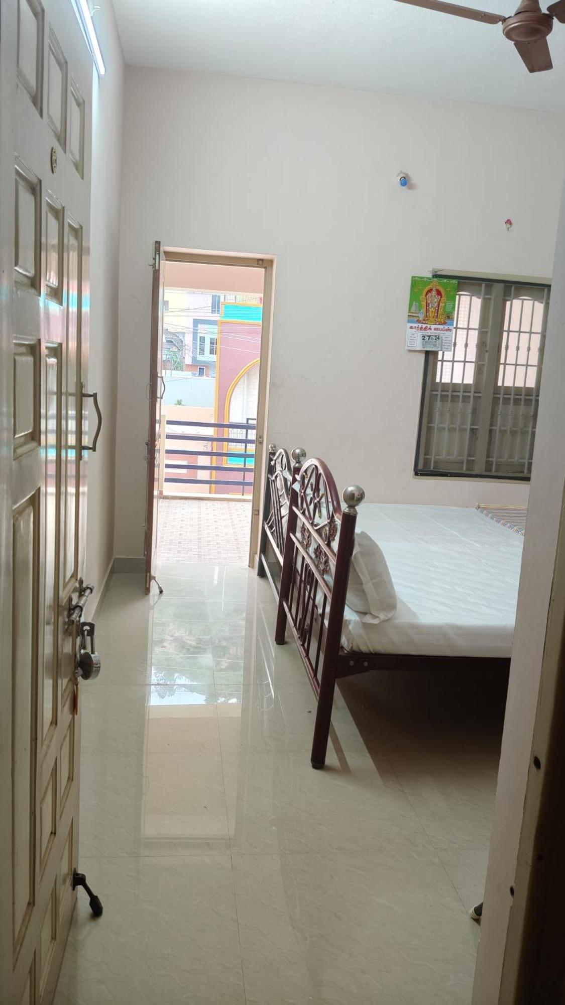 Dheeksha Homestay Tiruvannāmalai Dış mekan fotoğraf